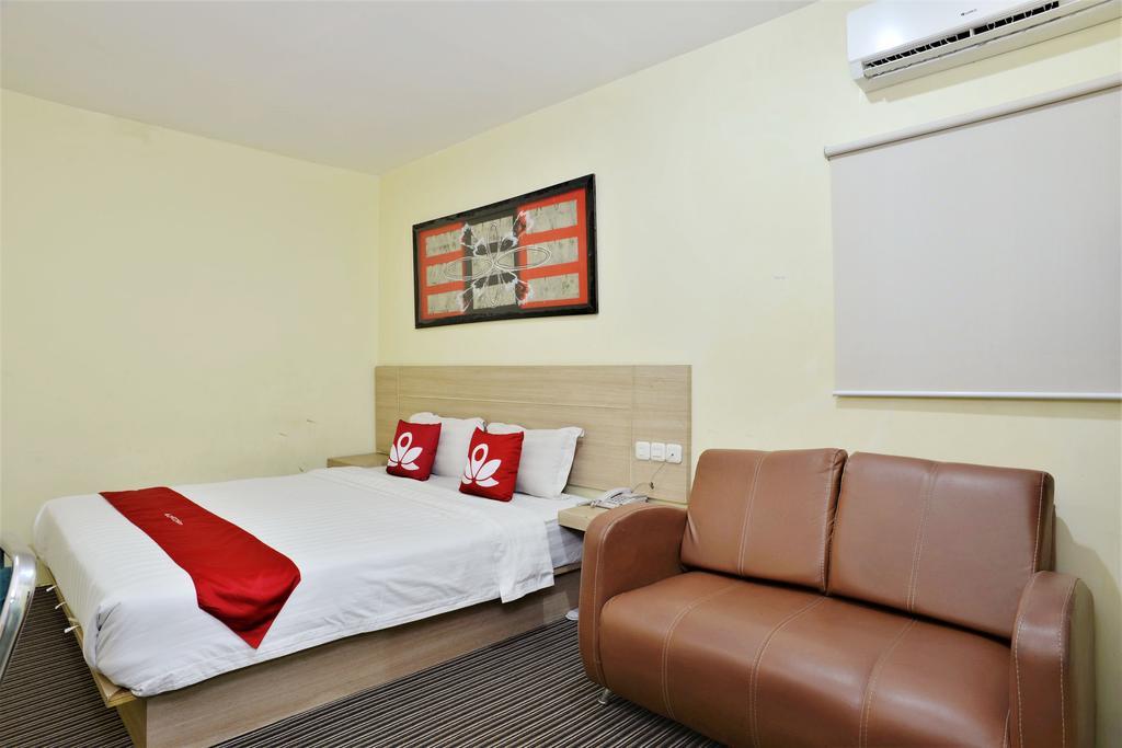 Zen Rooms Rujia Pecenongan Jakarta Exterior foto